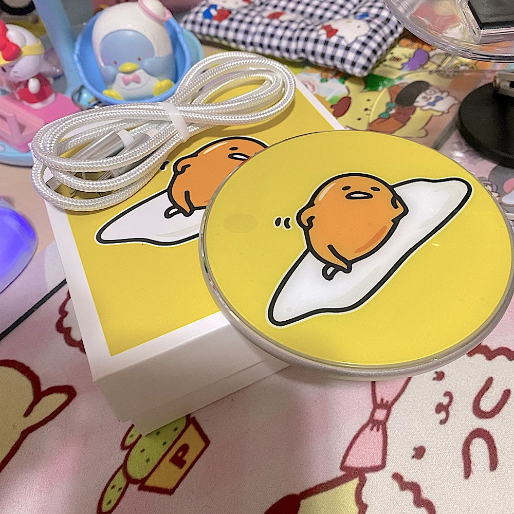 Gudetama wireless charger
